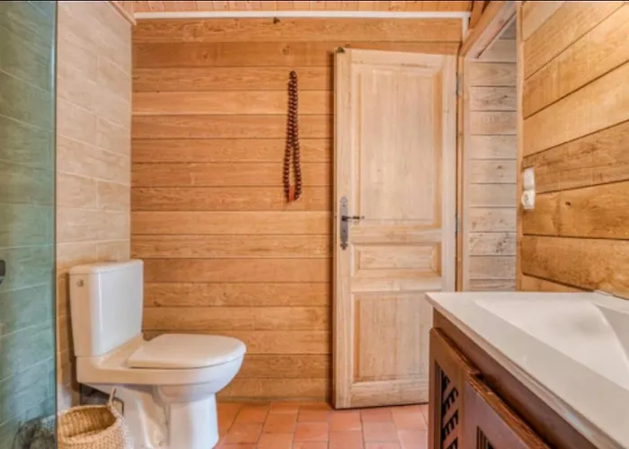 Campagne Bohème Chic&piscine Privée à Honfleur Casa de Férias *